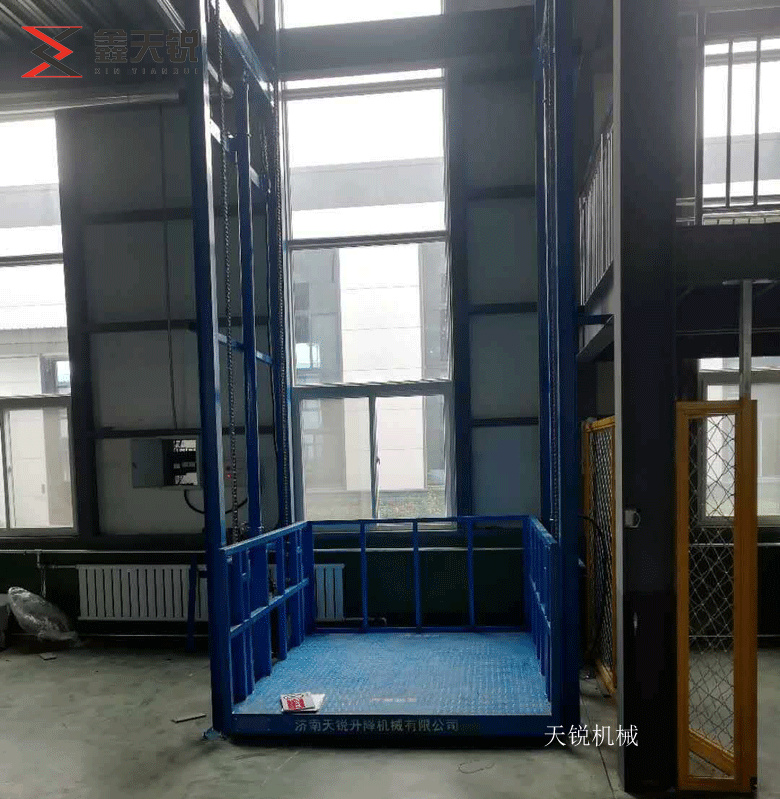 乌海导轨式升降机验收合格